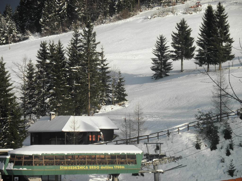 Holiday Home Cumar سيركنو الغرفة الصورة